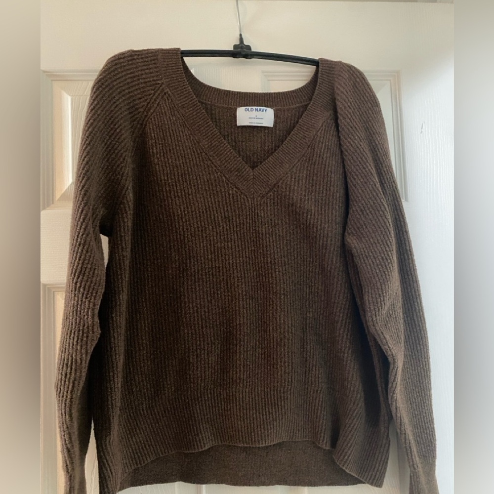 Old Navy V-Neck Sweater